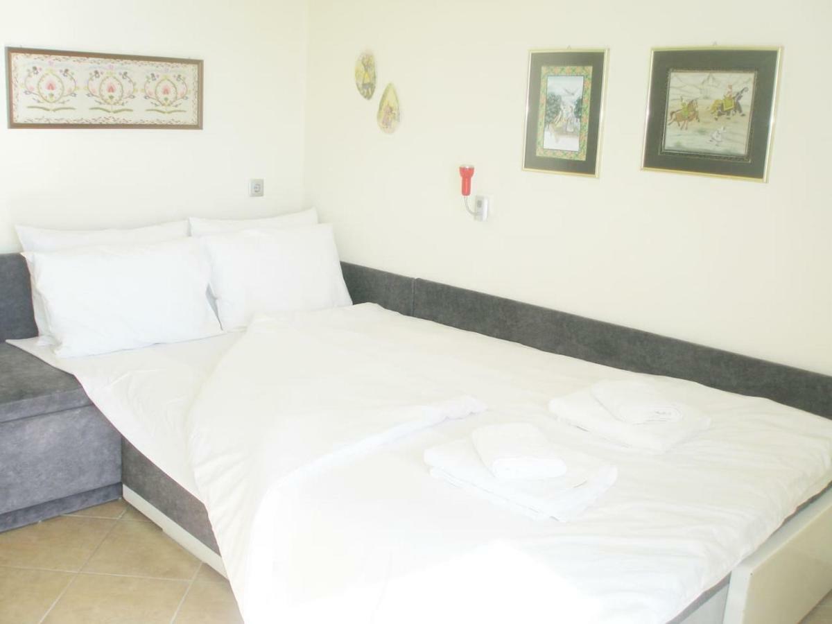 Metamorphosis - Halkidiki Apartment On The Beach Metamorfosi  Exterior photo